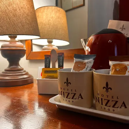 Nizza فلورنس