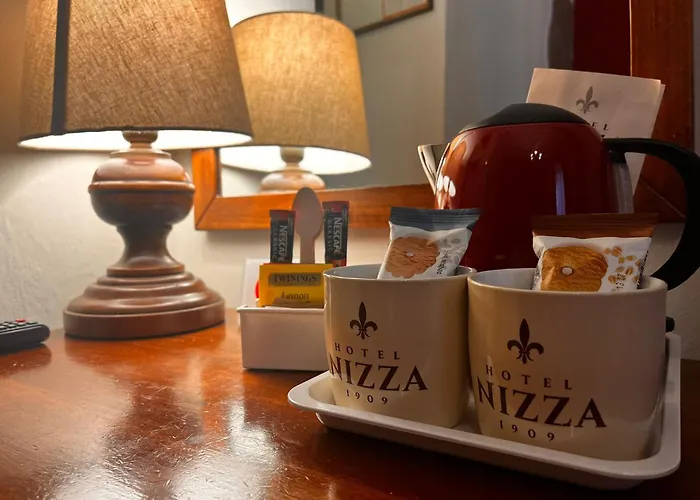 Nizza فلورنس